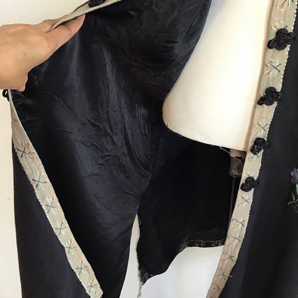 Raiment Fashions, Inc. Women India/Asian Design Black Embroidered Jacket L - Picture 8 of 14